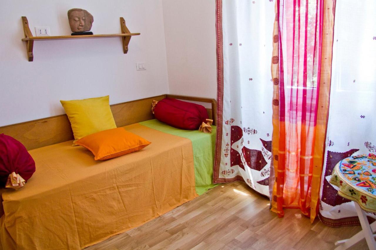 Laxmi Guesthouse B&B Cenova Dış mekan fotoğraf