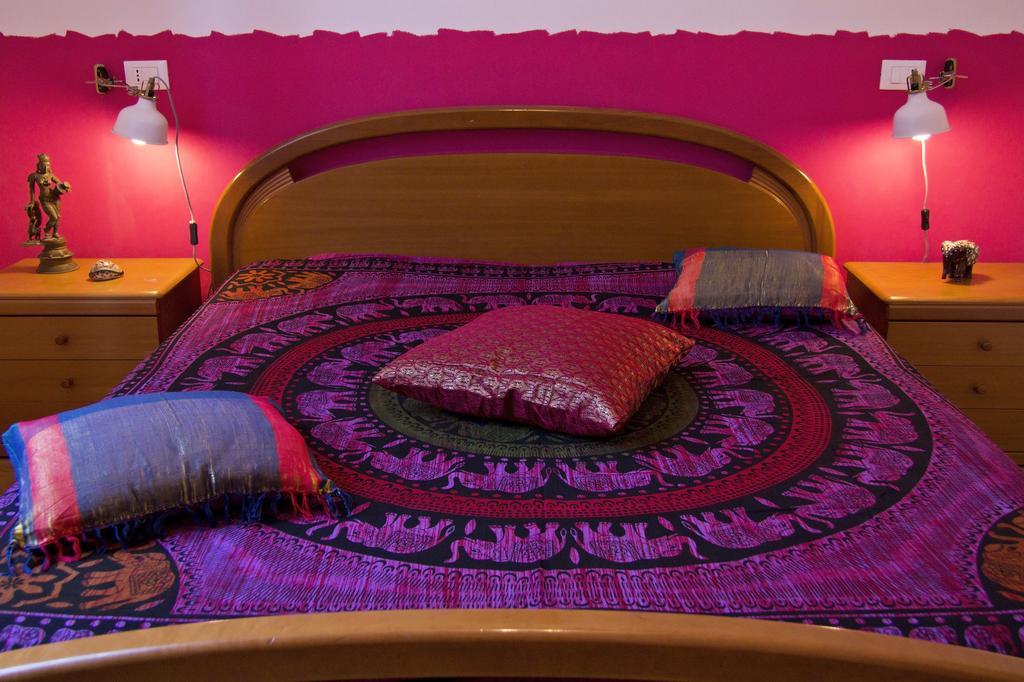 Laxmi Guesthouse B&B Cenova Oda fotoğraf