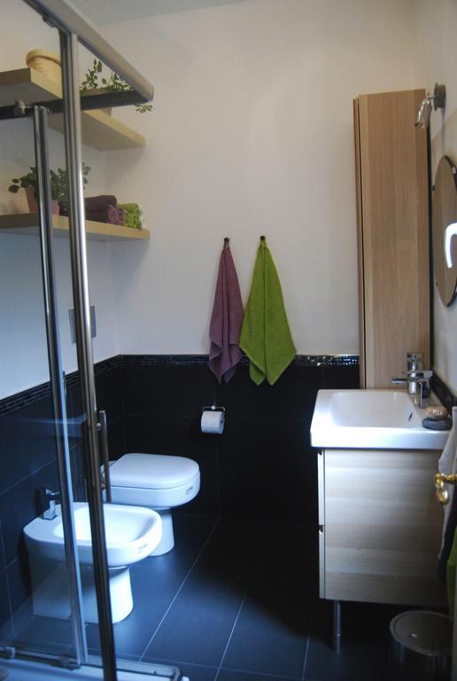 Laxmi Guesthouse B&B Cenova Dış mekan fotoğraf
